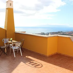 https://holiday-home-with-a-serene-ocean-and-mountain-view.in-canary-islands.com